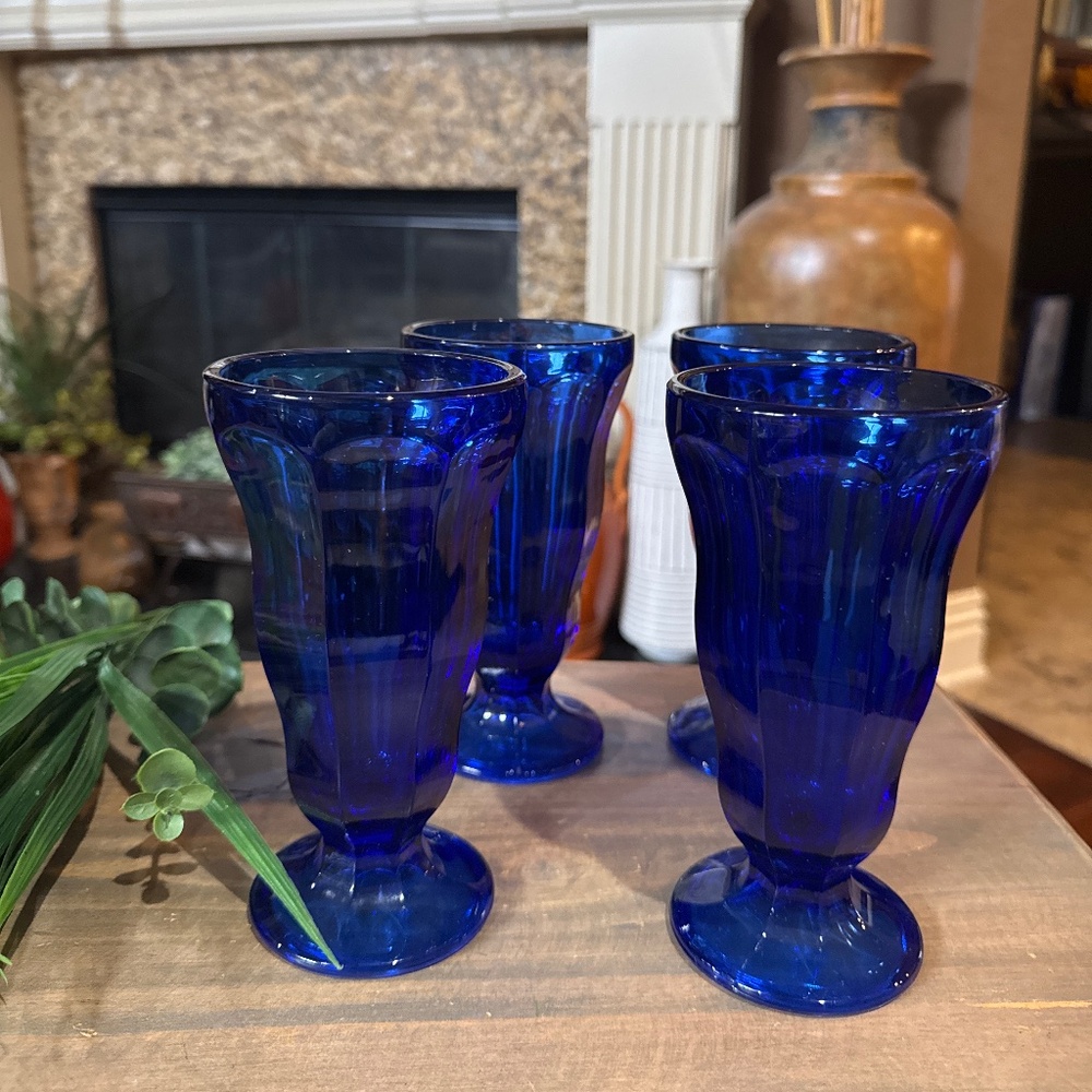 Anchor Hocking Cobalt Blue Ice Cream Sundae/Parfait/Malt Tulip Glasses Set of 4
